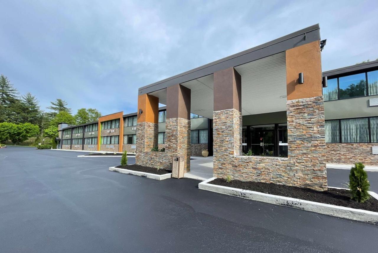Wingate By Wyndham Lake George Exterior foto